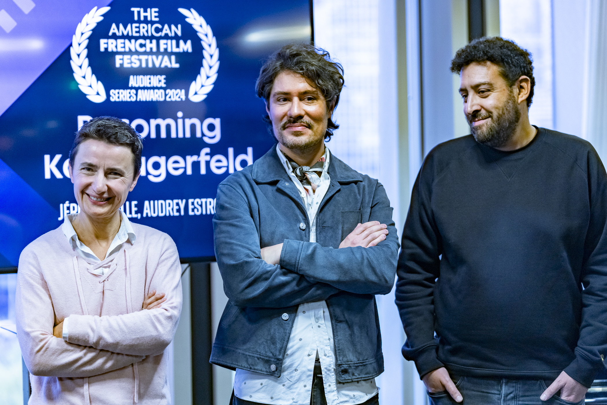 Isabelle Degeorges (President of Gaumont Television France), Arnaud de Crémiers (Producer) & Kevin Deysson (Director of Original Productions Disney+ France) – BECOMING KARL LAGERFELD (winner Audience Series Award)